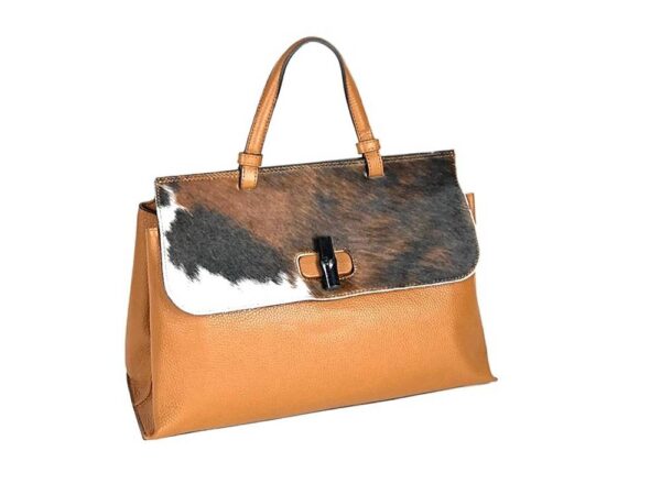 Bolso de piel artesanal solapa estampada