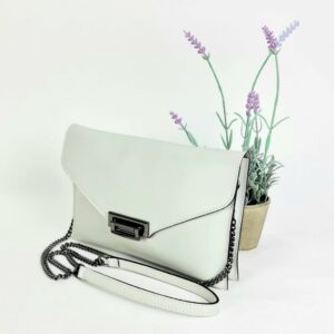 Bandolera piel con cierre de broche