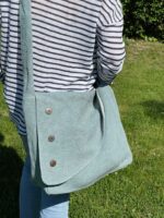 Bandolera de lino con solapa