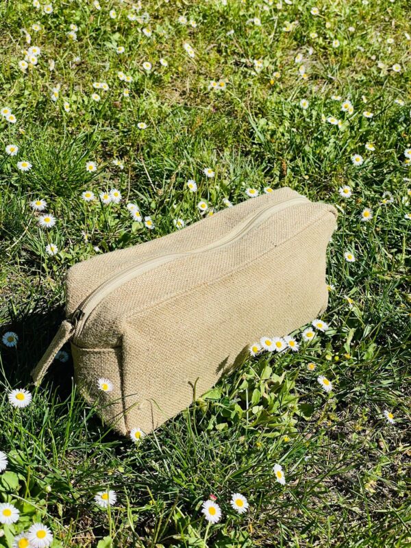 Estuche de yute con cremallera