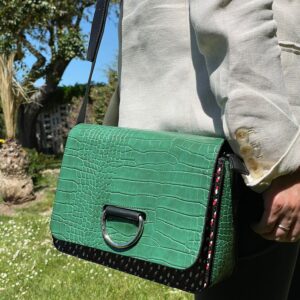 Bandolera sintética con diseño coco