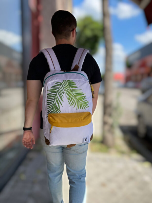 Mochila escolar palmeras