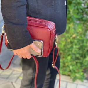 Bolso bandolera de piel de grano