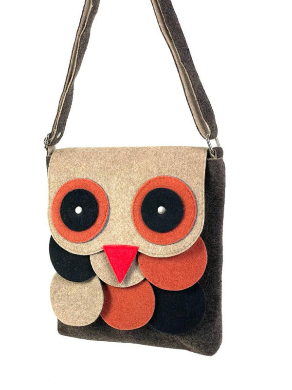 Bolso con diseño búho