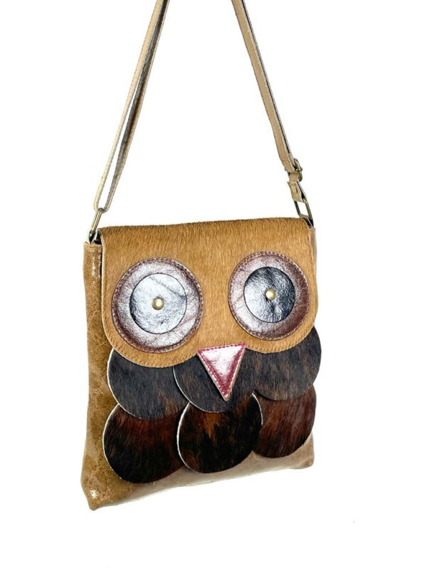 Bolso búho de piel con pelo