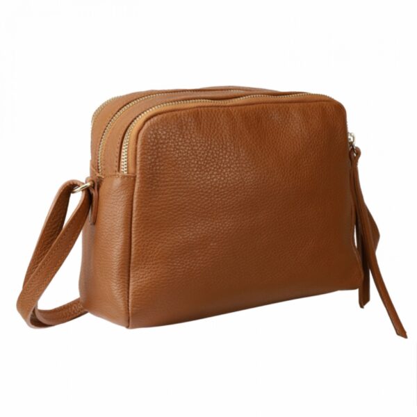 Bandolera de piel con tres bolsillos