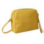 Bandolera de piel con tres bolsillos