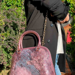 Bolso grande de silicona con asas