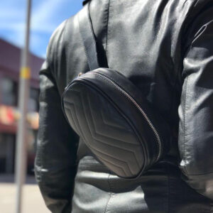 Riñonera de piel compacto con cierre de cremallera