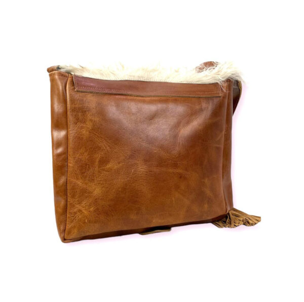 Bolso exclusivo artesanal de Piel con borrego y solapa magnética