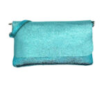 Bolso Piel metalizado estilo sobre con solapa y cremallera