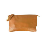 Bolso Piel de Grano tipo sobre con solapa y cremallera