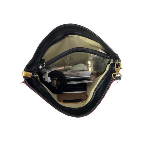 Bolso bandolera artesanal de piel italiana y pelito para mujer