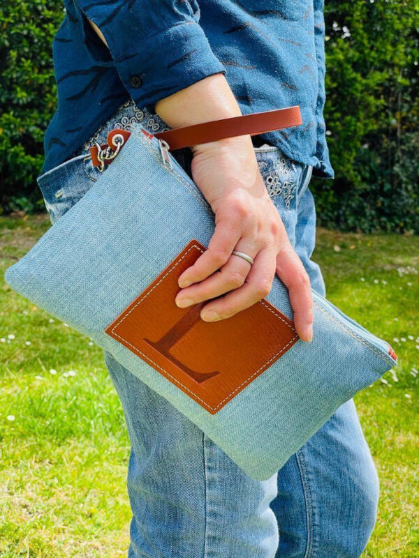 Bolso de mano Piel y Yute para mujer con inicial y cremallera