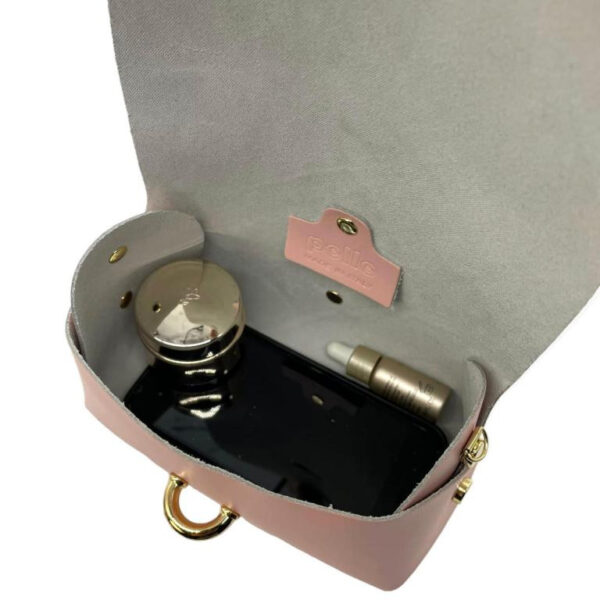 Bolsito Compacto de Piel con Solapa y Asa de Cadena para Mujer