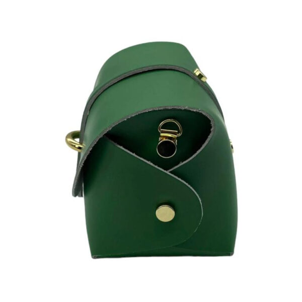 Bolsito Compacto de Piel con Solapa y Asa de Cadena para Mujer