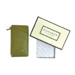 Tarjetero Sintético Compacto de Mujer con Caja y Bolsillo de Cremallera