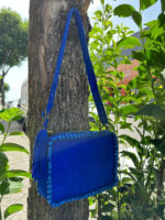 Bolso Bandolera Piel Italiana con Cremallera y Flecos Decorativos para Mujer