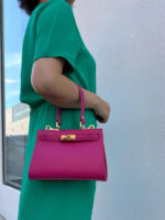 Bolso de Mano Compacto en Piel Italiana para Mujer con Tira Bandolera