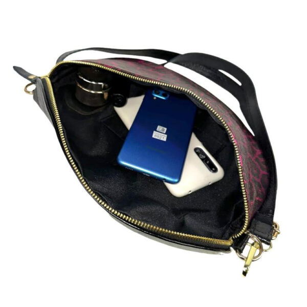 Riñonera de Piel con Estampado de Leopardo y Efecto Brillante para Mujer