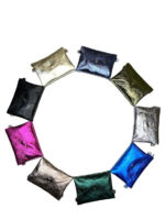 Bolsito de Piel para Mujer con Efecto Brillante, Solapa de Botón y Tira Bandolera