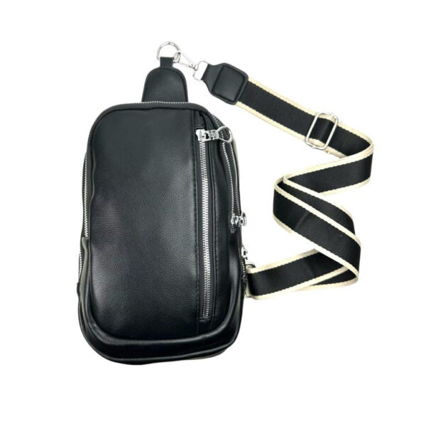 Amplia Riñonera Sintética de Mujer con Asa de Mano y Bolsillos Exteriores