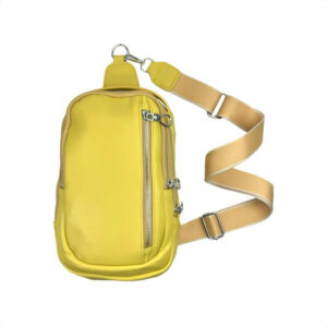 Amplia Riñonera Sintética de Mujer con Asa de Mano y Bolsillos Exteriores