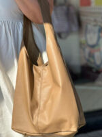 Bolso de Hombro en Piel Italiana con Gran Capacidad y Monedero Extra Mujer