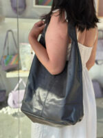 Bolso de Hombro en Piel Italiana con Gran Capacidad y Monedero Extra Mujer