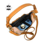 Bolso de Mano en Piel Italiana con Diseño Medialuna y Cremallera con Seguro