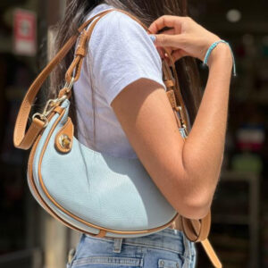 Bolso de Mano en Piel Italiana con Diseño Medialuna y Cremallera con Seguro