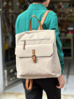 Mochila Antirrobo Sintética de Mujer con 2 Bolsillos Frontales y Asa de Mano