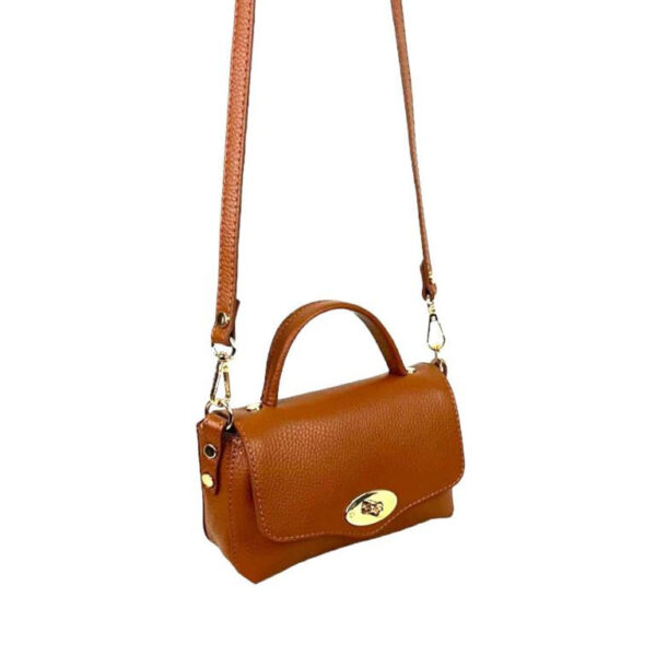 Bolso de Mano Compacto en Piel Italiana para Mujer con Solapa y Bolsillo Interior