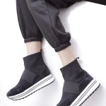 Zapatilla deportiva tipo calcetín con plataforma