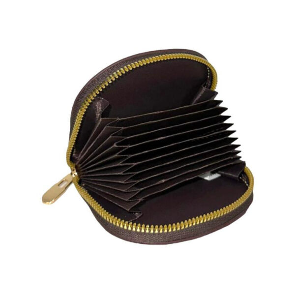 Monedero Sintético y Duro de Mujer con Muchos Espacios para Tarjetas