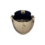 Bolso cubo de Hombro en Piel Italiana para Mujer con Cierre de Botón - Imagen 14