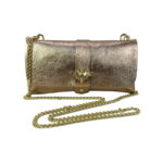 Bolso de Piel Metalizado tipo Sobre con Broche de Abeja para Mujer - Imagen 4