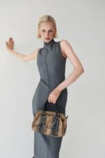 Bolso Sintético de Mujer Estilo Punk con Cadenas y 2 Compartimentos - Imagen 2