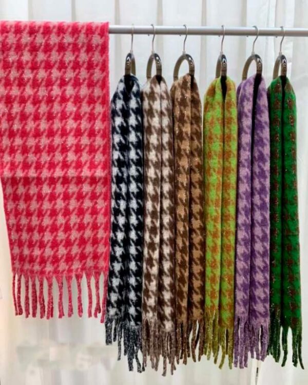 Bonita Bufanda de Lana y Cashmere para Mujer con Diseño Pico de Gallo - Imagen 9