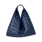 Amplio Bolso Acolchado tipo Hobo de Mujer con Gran Capacidad y Cierre de Botón - Imagen 6