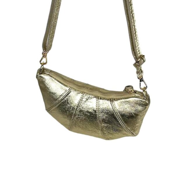 Bolso Bandolera de Mujer en Piel Italiana con Diseño Medialuna y Efecto Brillante - Imagen 5