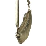 Bolso Bandolera de Mujer en Piel Italiana con Diseño Medialuna y Efecto Brillante - Imagen 6