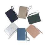 Cartera de mano de piel para pasaporte