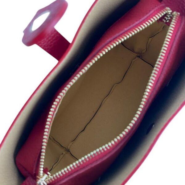 Bolso de Hombro en Piel Italiana con Asa Larga, Tira Bandolera y Mini Solapa Magnética de Mujer - Imagen 17