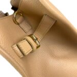 Amplio Bolso tipo Tote de Piel Italiana para Mujer con Asas Cortas y Tira Bandolera - Imagen 13