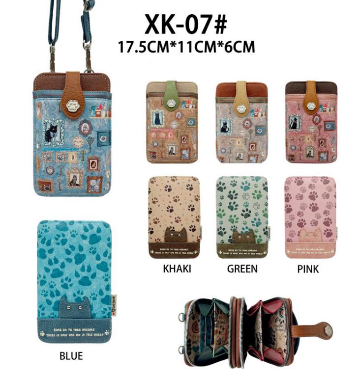 Bolsito Portamovil Sintético con Diseño Gato Sweet Candy, Solapa y Cremallera para Mujer