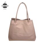 Bolso de Hombro en Piel Italiana para Mujer con Gran Capacidad y Tiras Laterales con Botón - Imagen 4