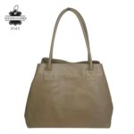 Bolso de Hombro en Piel Italiana para Mujer con Gran Capacidad y Tiras Laterales con Botón - Imagen 7