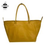 Bolso de Hombro en Piel Italiana para Mujer con Gran Capacidad y Tiras Laterales con Botón