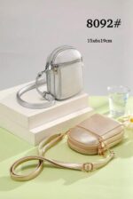 Bolsito Portamovil Sintético con Bolsillo Frontal y 2 Compartimentos Principales de Mujer - Imagen 3